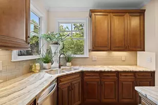 2062 Swazey Dr, Atlanta, GA 30317 - Photo 5