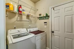 1427 Preserve Park Dr, Loganville, GA 30052 - Photo 11