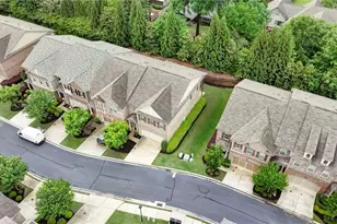 127 Barkley Ln, Atlanta, GA 30328 - Photo 29