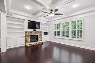 127 Barkley Ln, Atlanta, GA 30328 - Photo 7