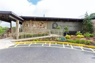82 Montre Square NW, Atlanta, GA 30327 - Photo 3