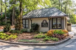 82 Montre Square NW, Atlanta, GA 30327 - Photo 5