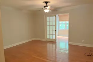 82 Montre Square NW, Atlanta, GA 30327 - Photo 9