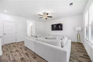 1110 Burgundy Dr, Griffin, GA 30223 - Photo 7