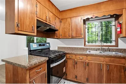 799 Kings Grant Drive NW, Atlanta, GA 30318 - Photo 11