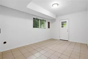 799 Kings Grant Dr NW, Atlanta, GA 30318 - Photo 23