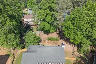 3057 Bunker Hill Cir, Marietta, GA 30062 - Photo 5