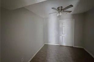 906 Silverwood Dr, Atlanta, GA 30349 - Photo 9
