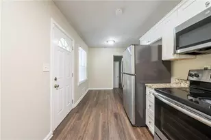 3185 Bluebird Ln, Decatur, GA 30032 - Photo 7
