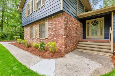 2711 Georgian Court, Marietta, GA 30068 - Photo 9