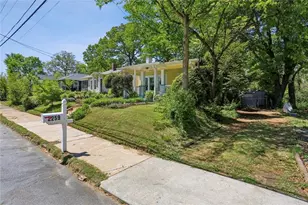 2259 Newnan St, East Point, GA 30344 - Photo 13
