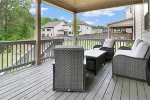 327 Round Pond Dr, Lilburn, GA 30047 - Photo 31