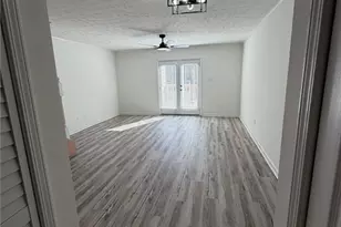 2250 Kings Gate Circle, Snellville, GA 30078 - Photo 17