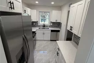 2250 Kings Gate Circle, Snellville, GA 30078 - Photo 5