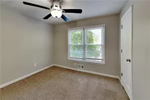 434 Robin Hood Dr, Douglasville, GA 30134 - Photo 11