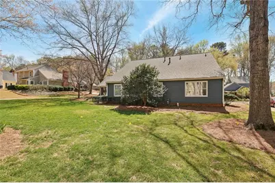 615 Roswell Green Lane, Roswell, GA 30075 - Photo 23