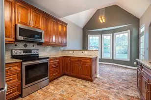 225 Heritage Lake Dr, Fayetteville, GA 30214 - Photo 29