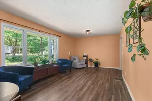 3080 Brownmoore Dr SW, Marietta, GA 30060 - Photo 9