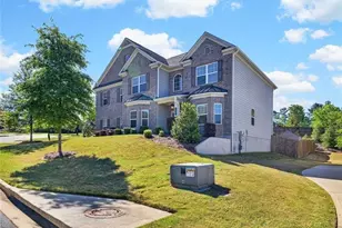 3047 Mountain Shadow Way, Marietta, GA 30064 - Photo 3