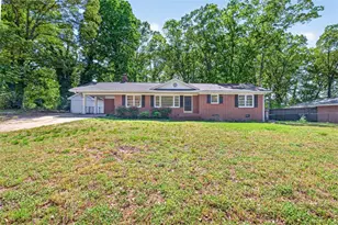 234 N 5th Ave, Winder, GA 30680 - Photo 9