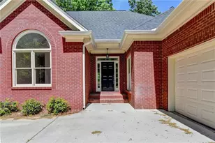 1251 Chadwick Lakes Dr, Lawrenceville, GA 30043 - Photo 3