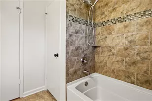 2166 Capehart Pl NE, Atlanta, GA 30345 - Photo 21