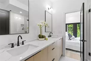 1194 Penny Ln, Atlanta, GA 30329 - Photo 25