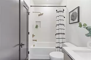 1194 Penny Ln, Atlanta, GA 30329 - Photo 45