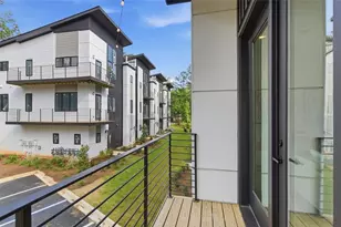 1194 Penny Ln, Atlanta, GA 30329 - Photo 23