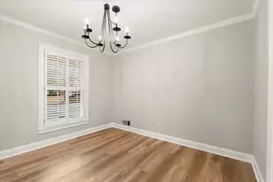 5650 Colton Dr, Sandy Springs, GA 30342 - Photo 13