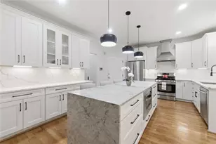 139 Clubhouse Dr NW, Kennesaw, GA 30144 - Photo 13