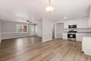 33 Russell Ln, Carrollton, GA 30116 - Photo 11