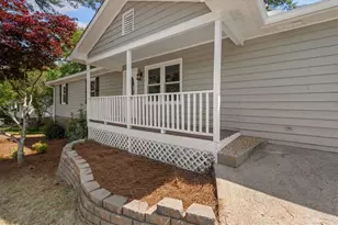 33 Russell Ln, Carrollton, GA 30116 - Photo 3