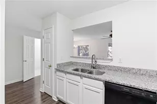 2690 Waverly Hills Dr, Lawrenceville, GA 30044 - Photo 9