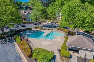 204 Berkeley Woods Dr, Duluth, GA 30096 - Photo 33