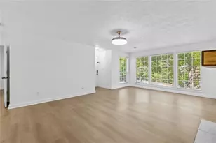 204 Berkeley Woods Dr, Duluth, GA 30096 - Photo 7