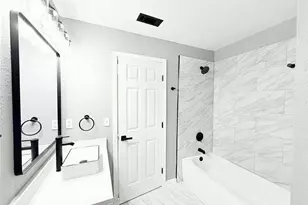 168 Brookview Dr, Riverdale, GA 30274 - Photo 9