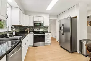 195 Wendy Hill Dr, Alpharetta, GA 30009 - Photo 7