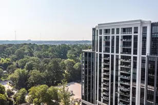 2460 Peachtree Road NE, Atlanta, GA 30305 - Photo 31