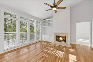 5395 Harbury Ln, Suwanee, GA 30024 - Photo 27