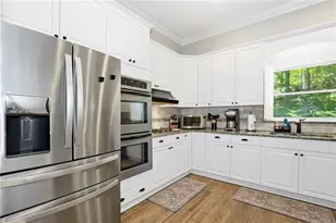 130 Farm Hill Cir, Roswell, GA 30075 - Photo 13