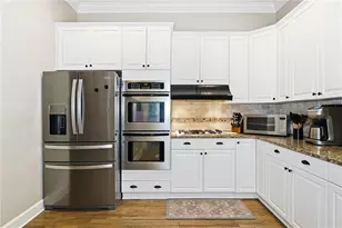 130 Farm Hill Cir, Roswell, GA 30075 - Photo 15