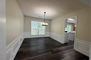 11800 Carriage Park Ln, Johns Creek, GA 30097 - Photo 9