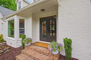 945 Hidden Hollow Dr, Marietta, GA 30068 - Photo 11