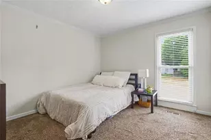 945 Hidden Hollow Dr, Marietta, GA 30068 - Photo 39