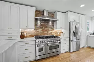 945 Hidden Hollow Dr, Marietta, GA 30068 - Photo 23