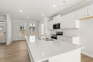 6716 Leigh St, Flowery Branch, GA 30542 - Photo 9