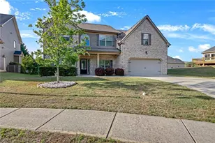 602 Baymist Ct, Loganville, GA 30052 - Photo 3