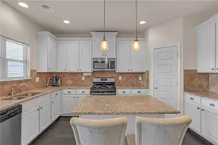 602 Baymist Ct, Loganville, GA 30052 - Photo 9