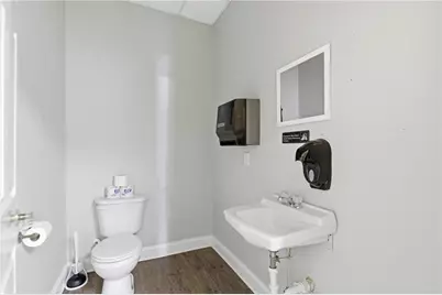 124 Clarkesville Plaza #STE A & B, Clarkesville, GA 30523 - Photo 21